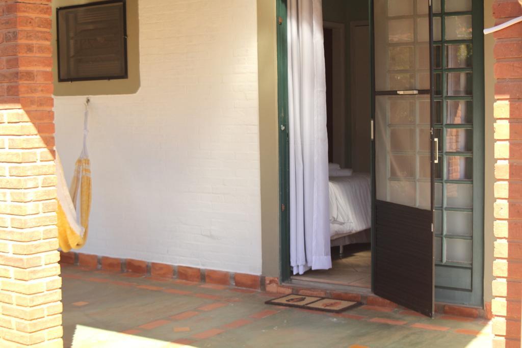 Chacara Ando Bed And Breakfast Aguas de Santa Barbara Δωμάτιο φωτογραφία
